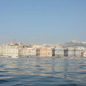 Pensión Nazionale, Nápoles